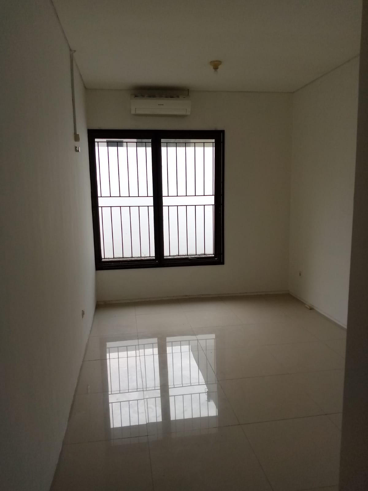 Rumah Dijual Siap Huni di Cluster Elysium Lippo Cikarang